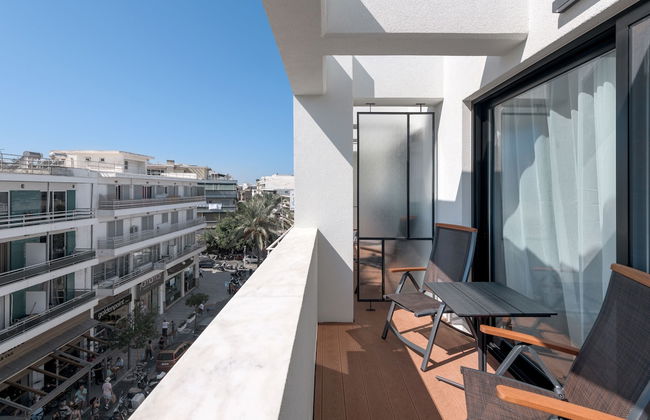 Essence Suites - Photo 54