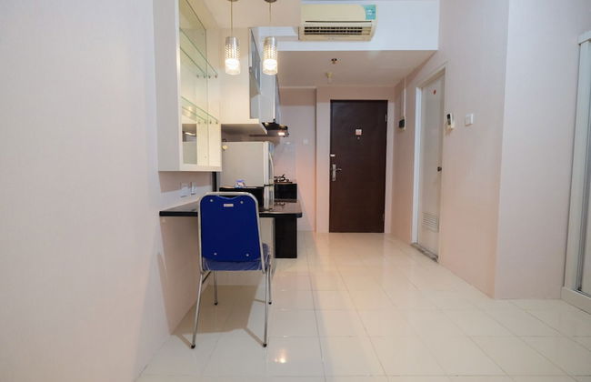 Minimalist Studio Room at Sunter Park View Apartment - Foto 12