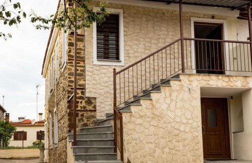 Marianthi's Stone House - Photo 16