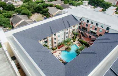 Gorgeous Furnished Apartments near Texas Medical Center & NRG Stadium - Photo 2