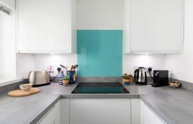 Beachfront Apartment With Panoramic Sea Views - Foto 27