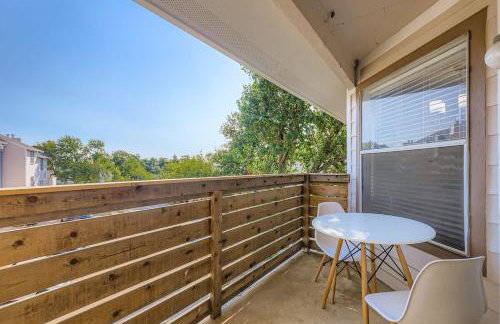 Chic 2B - 2BA Getaway - Cedar Park - North Austin - Foto 27