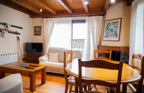 Baqueira Cozy & Spacious Home in Unha, Mountain Views, Near Ski Slopes - Foto 18