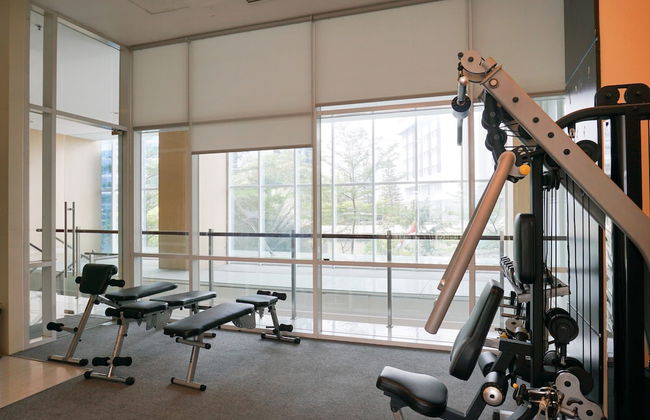 Cozy Stay Studio At Ambassade Kuningan Apartment - Foto 24