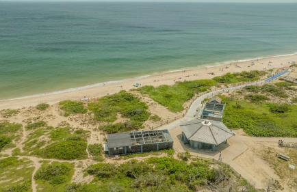 Across from Mayo Beach walk to downtown - Foto 28