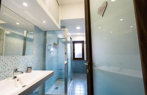 Margot Family - Photo 43