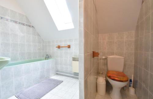 Charming holiday home with pool and pond - Foto 23