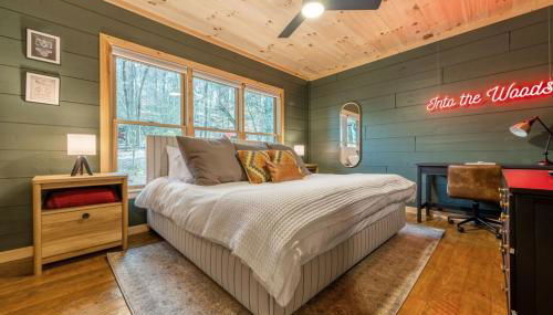 Family fun, romantic Hot Tub, Firepit, King Bed 15 min from Blue Ridge & Ellijay - Foto 5