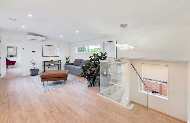 Elegant and Stylish Retreat in Epsom - Foto 33