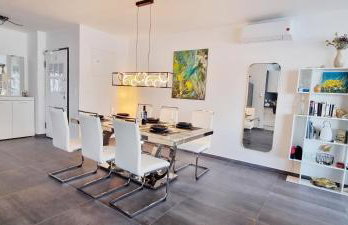 Luxury Beach Apartment Adria with Private Pool and Sea View - Photo 6