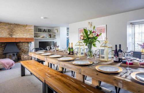 Wisteria View with hottub & cabin sleeps 20 - Foto 31