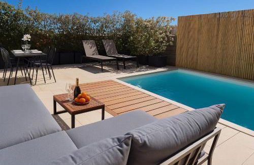 Villa Moderne de Standing avec Piscine Privée à 400m de la Plage - 4 Chambres - Foto 2