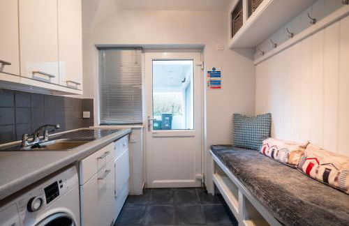 Spacious Coastal Retreat with Sea Views - Foto 63