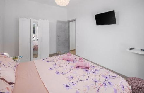 Beautiful Home In Koromacno With Wifi - Foto 18