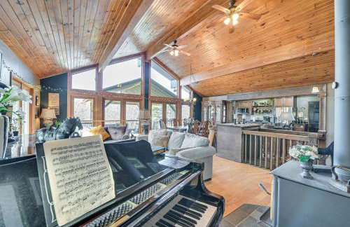 Beautiful and Unique Farmhouse 15 Mi to Saratoga - Foto 7