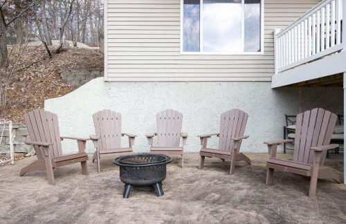 Lake Life: Amazing Weekday Specials! Dock, Swim Mat, Cove Water - Foto 41