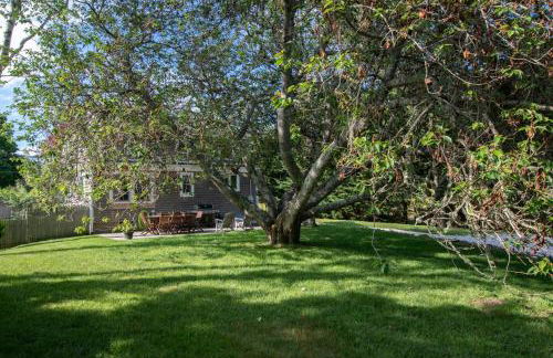 Pristine Multi-Family Home w Barn Game Room - Foto 44