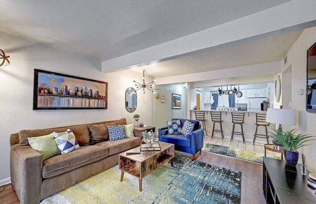 Centrally Located in Historic Tarrytown - Photo 10