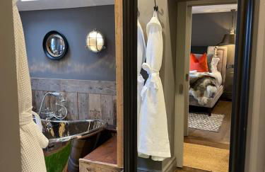 The Cocktail Lounge at Cheshire Boutique Bathhouse - Foto 11