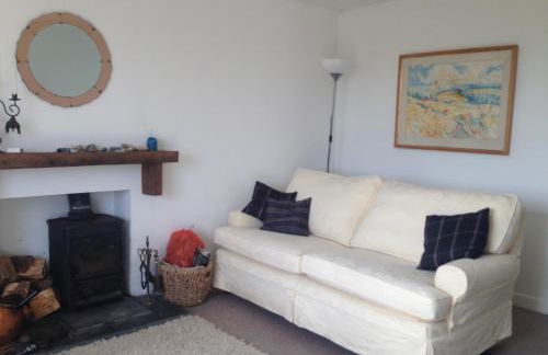 Tremanhire Cottage - Photo 6