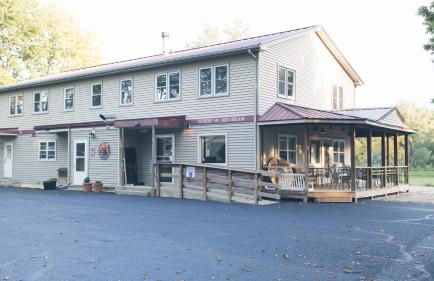 Retreat to Bass Creek 2 BR Apartment A Your Escape - Foto 23