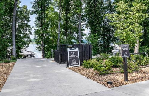 Lakeside Retreat Marina/Pool, Golf Cart, Game Room - Foto 7