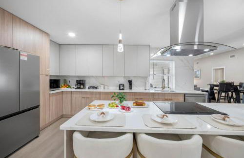 Luxe Getaway w Pool, Games & Fun Vibes - Foto 22