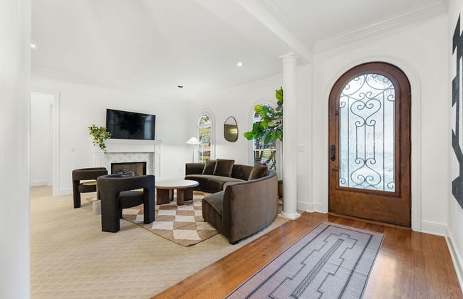 Chic & Secluded 4 BDR in Desirable Tarrytown! - Foto 15