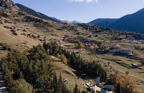 Ermis Suites by GM Luxury Suites Kalavryta - Photo 23