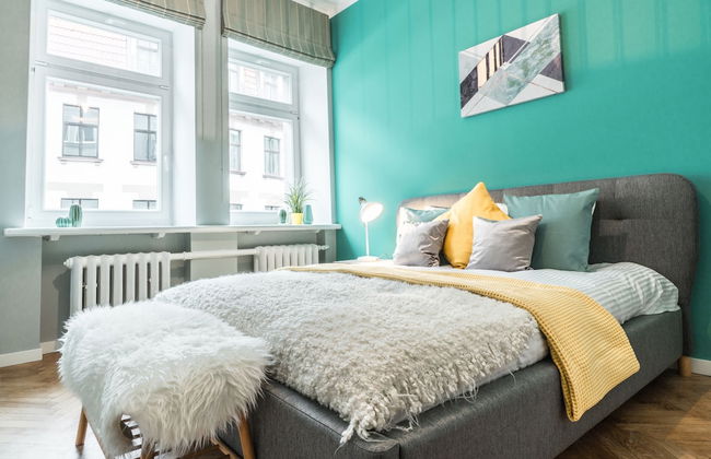 Greystone Suites & Apartments - Photo 9