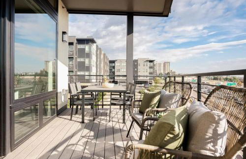 City Views! - Chic Jefferson Park Condo - Tesoro - Foto 31