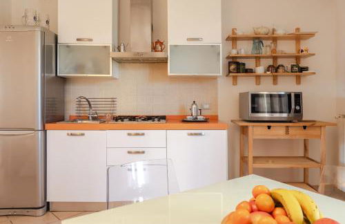 GuestHost - Equestrian Apt With Private Parking - Foto 6