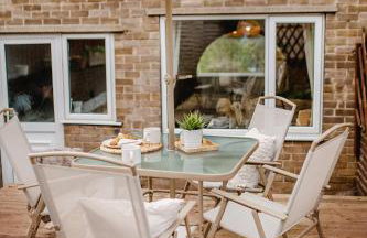 Serene Boho Retreat: White Oak Charm House 10ppl - Foto 47