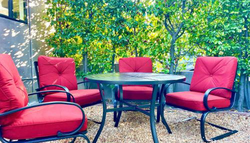 2 BR 2 BA - Eco House and Garden Vacation Retreat and Remote Workspace for Families, Couples and Solo Travelers in Coveted Culver - Foto 3