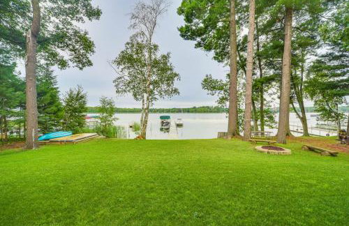 Boat Dock, BBQ and Fireside Fun Clam Lake Cabin - Foto 20