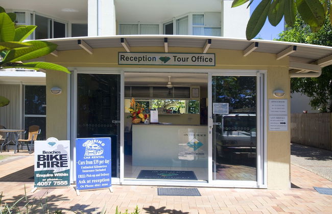 Trinity Waters - Foto 3