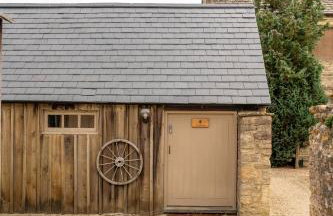 Snug Cotswolds Farm Cottage - The Henloft - Foto 17