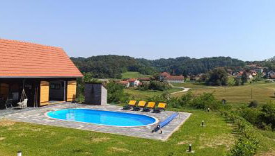 Holiday Home BIBA With Heated Outdoor Pool - Foto 5, Garden, sunbed, Garden view