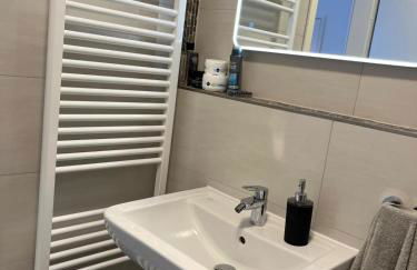 Modernes Apartment, 2 Zimmer, Küche, Playmobil Funpark - Foto 17