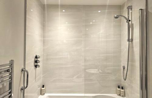 Edinburgh Elegant 1-Bedroom City Apartment - Foto 21