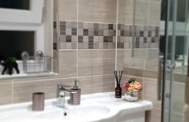 Glasgow Comfortable and Modern 3 Bedroom Mid Terraced Villa - Foto 37