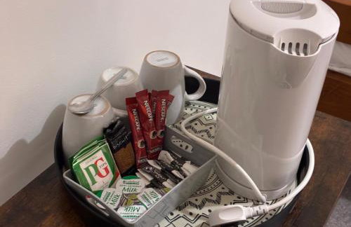 By-the-Beach, Sea view 2 bedroom Loft Studio Apartment & Free Parking - Foto 18