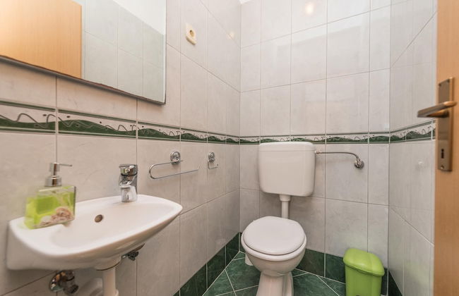 Family Friendly Pool House Ana - Foto 29