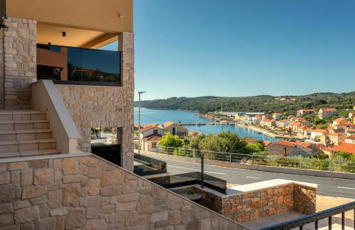 TEONA Luxury Studio Apartment with jacuzzi and terrace sea view - Foto 16