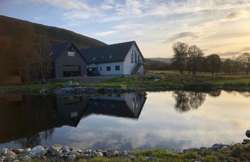 Rest At Last - Highland Apartment with Private hot tub - Photo 1