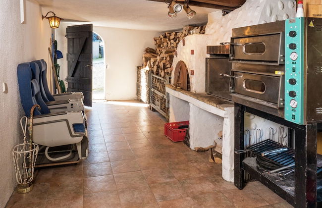 Apartment for 2 Adults & 2 Children near Ski Resort in Black Forest - Foto 16