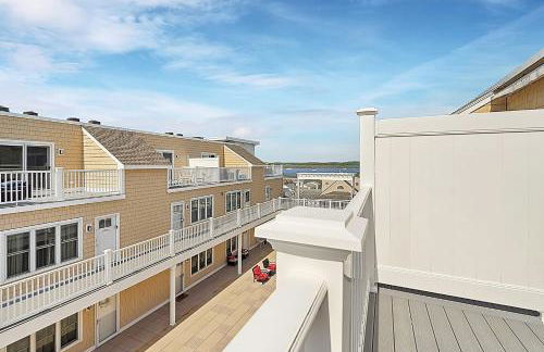 Ashworth Escape Balcony Steps to Beach AC - Foto 27