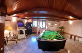 Gite Bruyère, 2 à 5 personnes avec salle de jeux et SPA dans la résidence - Foto 25