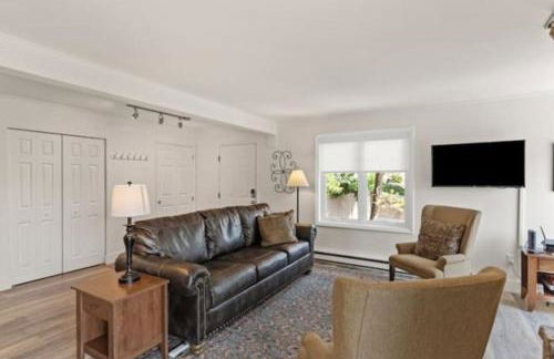 Mountainside Cozy Walk to Gondola Hot Tub Condo - Foto 2