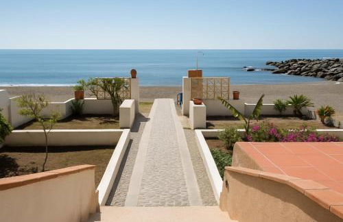 The Pearl with Private Beach Access - Foto 28